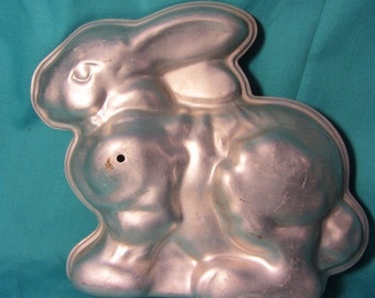 Rabbit Mold, Vintage Aluminum 2 Pc. Cake Mold, Easter Cake Mold, Bunny Cake Pan, 2 Piece Mold For Baking or Crafting, Designer Mold