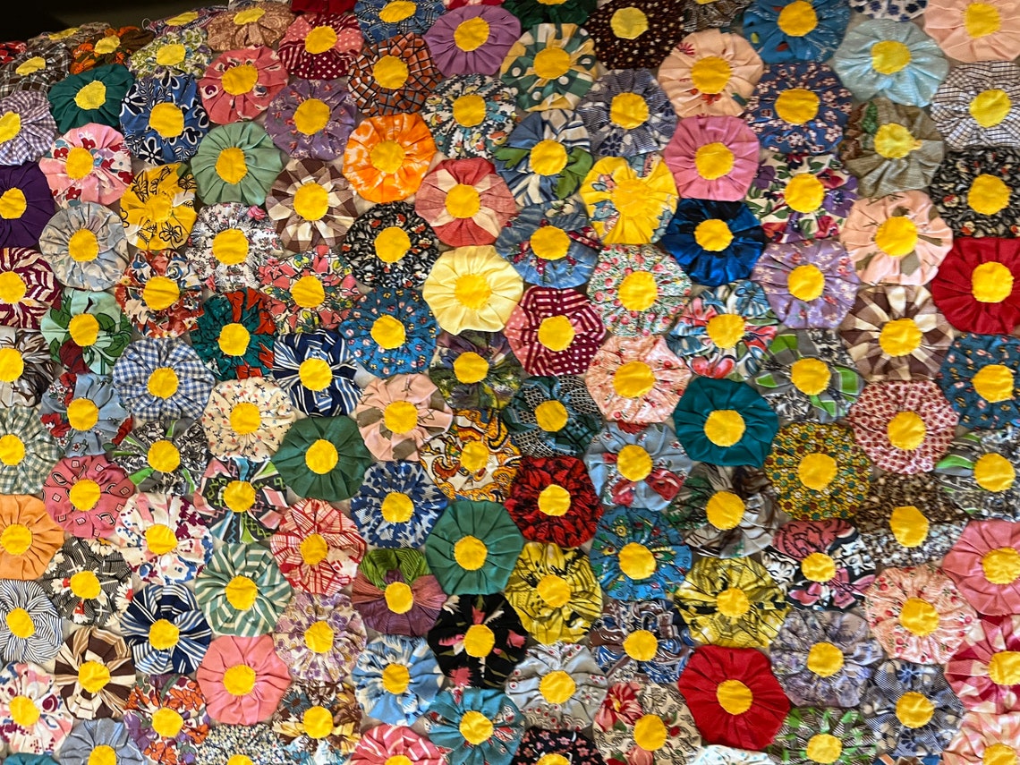 Vintage Flower Penny Yoyo Quilt Daisy Etsy