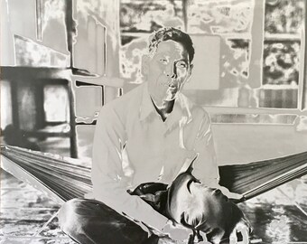 Stampa solarizzata del custode ad Angkor - stampata su carta Cachet Silver AG