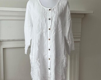 Vintage Plus Size Top Linen Solid White 1X Shirt Lagenlook Tunic Blouse Relaxed Cruise Vacation Coastal Resortwear