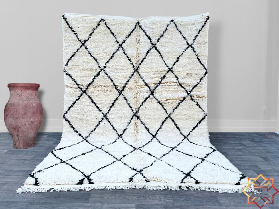 Moroccan Beni Ourain Rug in Ivory With Black Diamond Pattern and Border ...