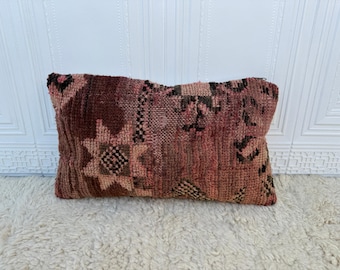 Vintage Boujaad Pillow Cover - Handwoven Moroccan Kilim, Boho Chic Wool Cushion, Neutral Berber Textile, Eco-Friendly Home Decor (UNFILLED)