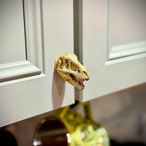 Unpainted - Dinosaur Skull Drawer Pull - Fantasy Drawer Pull - Home Decor