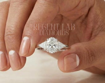 Oval Moissanite Three Stone Ring Trillion Side Stone Wedding Band Handmade Anniversary Lab Diamond Bridal Jewelry Platinum Promise Ring