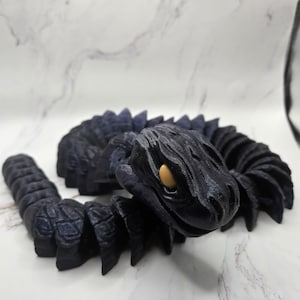 Snake with retracting Fangs Fidget Toy, Articulating 3D Printed Sensory Toys, Desk Toys, Baby Animals, Kid Gift for Birthdays and Holidays
