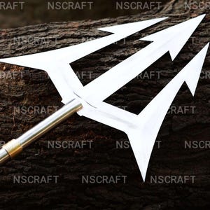 Custom handmade tactical spear, Aquaman&#39;s trident , poseidon trident , Handmade ThreeArrow blade , Special gifts for him , Aquaman&#39;s TRIDENT