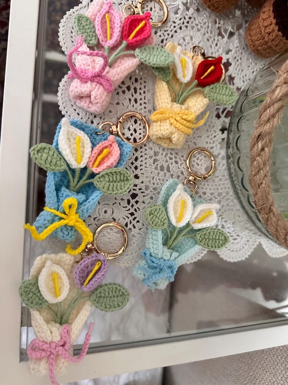 Crochet Lily Bouquet Keychain: Handmade Amigurumi Bag Charm