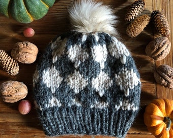 Chunky Beanie with Fur Pompom- Gray Cream Beanie- Pom pom Beanie- Loose Hat- Hand Knit Beanie- Winter Beanie- Handmade Beanie Christmas Gift