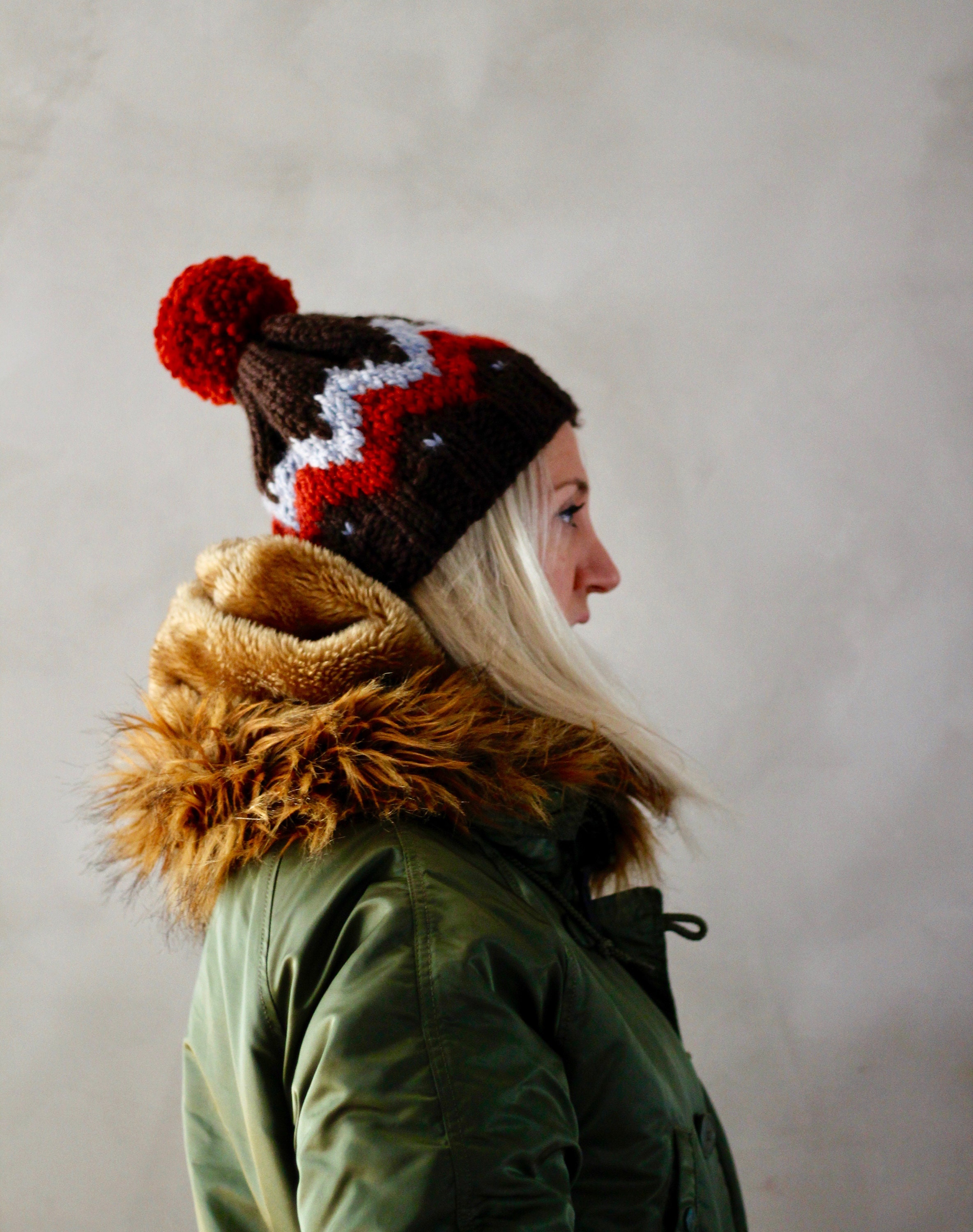 Chunky Beanie Brown Red Blue Beanie Pom 