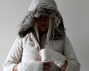 Venta blanco guantes sin dedos / mujeres / crema / marfil / invierno guantes / tejer guantes sin dedos / blanco como la nieve botón guantes / manoplas / regalo para h