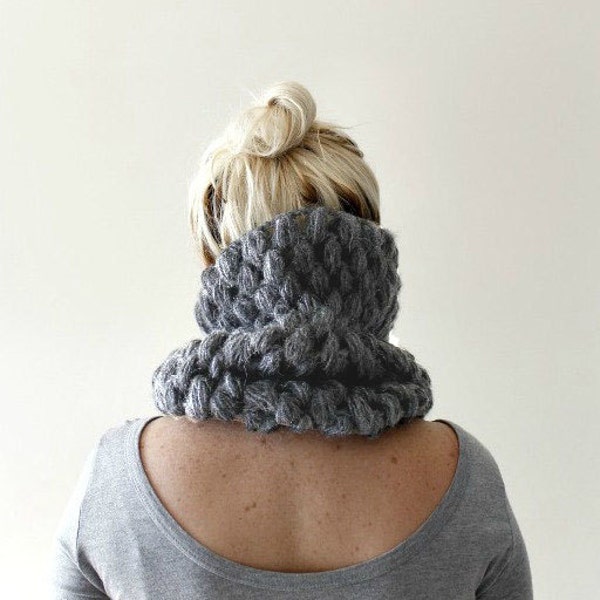 Chunky Cowl Scarf / Lace Knit Snood / Grey Cowl Scarf / Handmade Cowl / Infinity Scarf / Circle Scarf / Grey / Gift for Her / Womens Gift