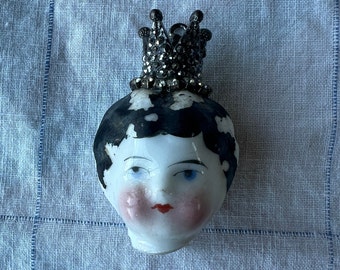 Vintage German Doll Head takes necklace, Queen, charm, pendant, crown for jewelry, ornament, jewelry fixing supply, glass doll head