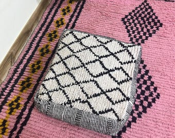 スザンヌ プーフ 60x38x20cm 受注生産 モロッコ オットマン、屋内用チェア プーフ、モロッコ キリム プーフ 65%オフ、屋外用家具 プーフ