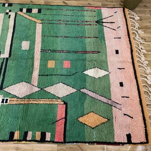 Artistic Moroccan Rug in Emerald Green & Red, Contemporary Abstract Wool Design, Unique Amazigh Carpet for Bohemian Decor
