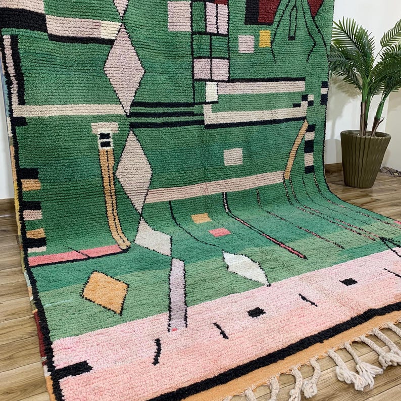 Artistic Moroccan Rug in Emerald Green & Red, Contemporary Abstract Wool Design, Unique Amazigh Carpet for Bohemian Decor