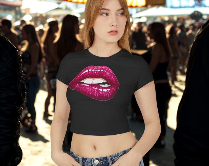 Women's Baby Tee, Trendy Glam Lips Design, Stylish & Soft Organic Cotton Shirt - Perfect for Casual Outings, Parties, Girls' Night