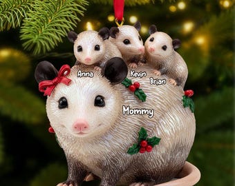 Adorno navideño personalizado de zarigüeya para mamá e hijos, regalos para mamá, mamá e hijos, adorno de zarigüeya, regalo familiar personalizado, decoración navideña