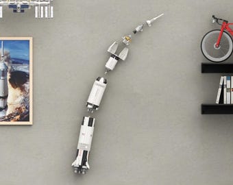 Supporto da parete LEGO Saturn V 21309 / 92176 – Espositore con fasi individuali, Apollo e Torre di fuga