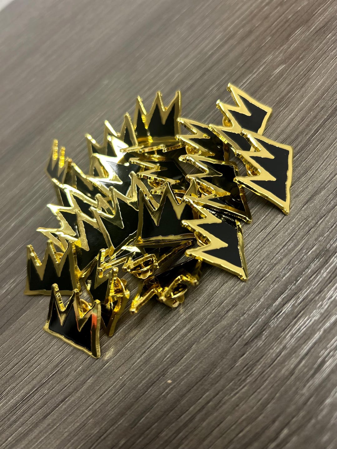 Basque Pin Basquiat Crown Pin - Etsy