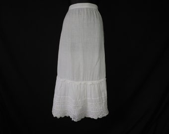 Vintage skirts with lace Clearance