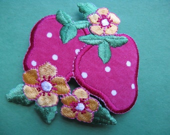 pink strawberry appliqué kawaii strawberries sewing trim jacket patch