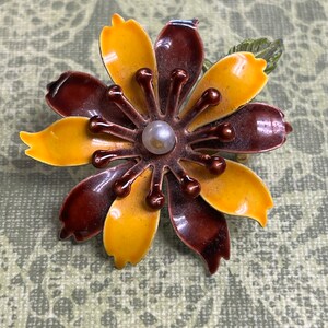 enamel flower brooch 1960s yellow and brown floral pin image 2