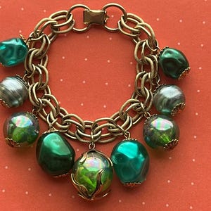 chunky green pearl charm bracelet vintage dangling beads