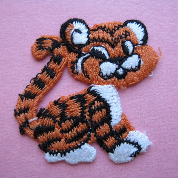 vintage tiger patch 1960s mascot cat appliqué trim