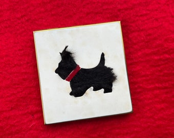 vintage scottie dog compact 1950s Foster fuzzy Scottish Terrier makeup compact