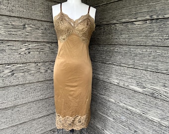 Vanity Fair golden lace slip vintage toasty taupe nylon full slip 32