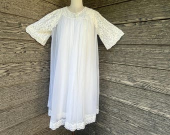 1950s white lace peignoir set ethereal floral nightgown and robe medium
