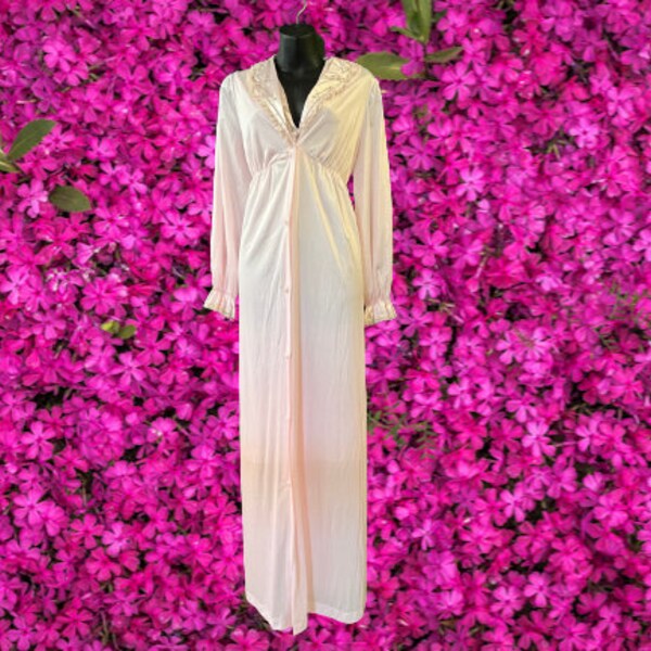Pink Two Piece Peignoir Set