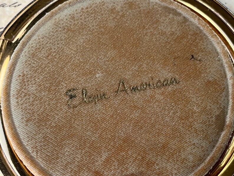 elgin american gold compact vintage gold flower makeup mirror / powder compact image 5