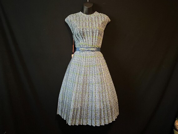 XL 1950s Brown Cotton Day Dress Blue Floral Print Short Sleeves main image 0
