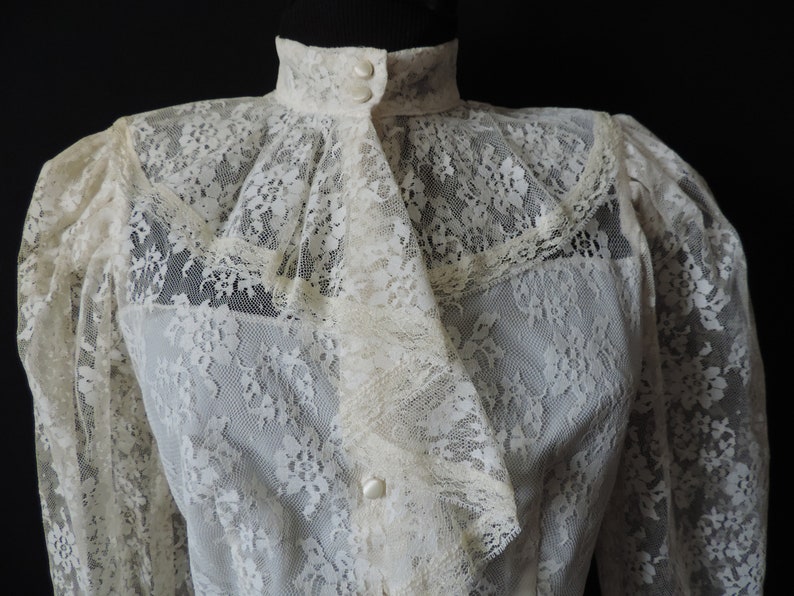 vintage lace blouse 1970s white ruffle prairie goth victorian revival medium