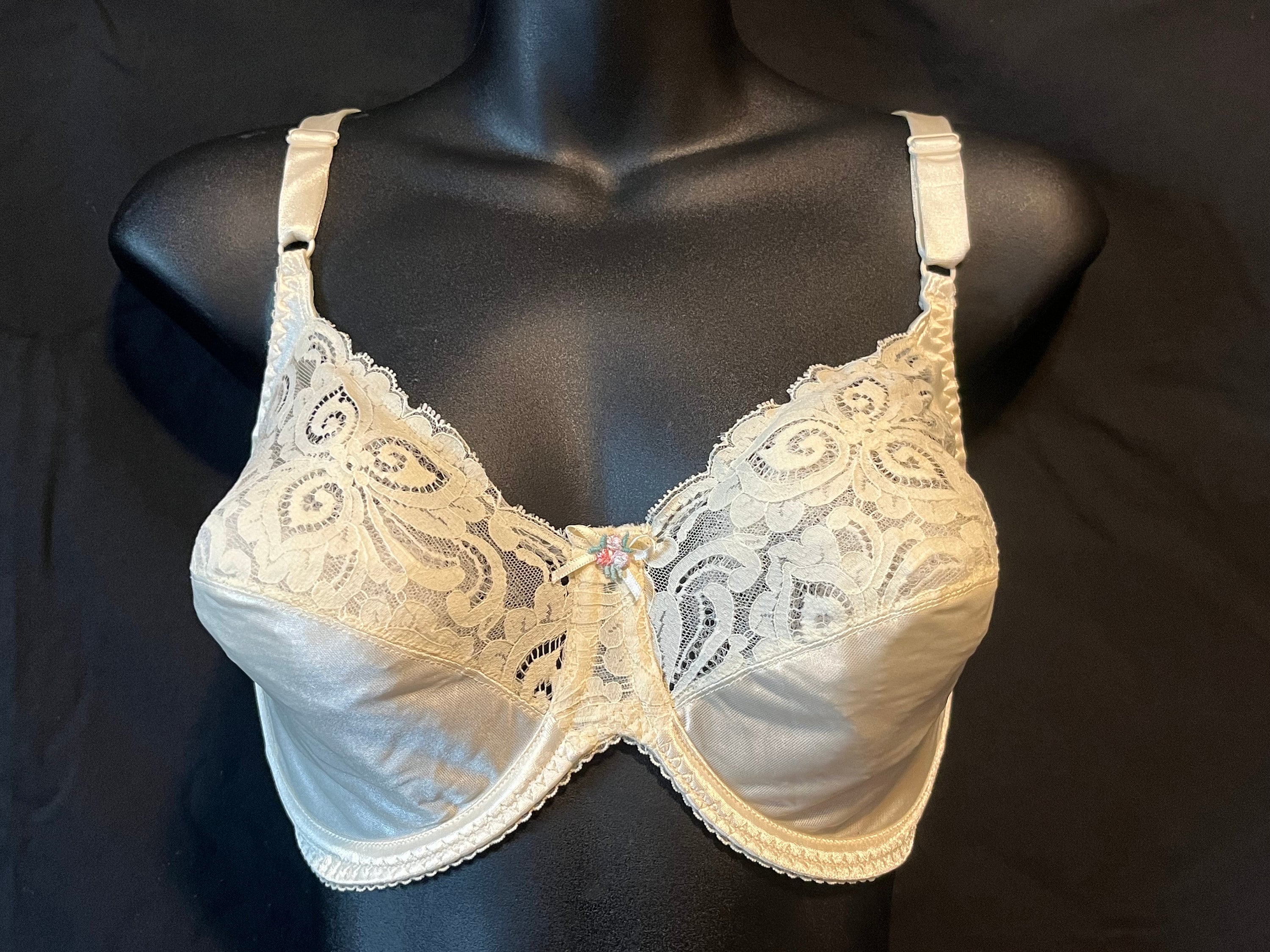 Vintage New Bali Double Support Full Support Soft Cup Bra Snow White 40D -   Australia