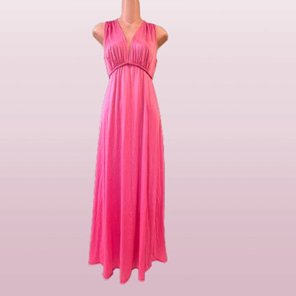 Vanity Fair pink nightgown 1960s nylon goddess gown medium