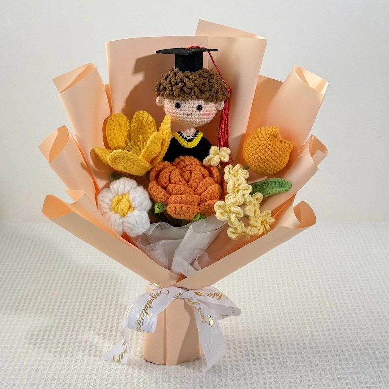 Crochet Graduation Bouquet – Handmade Class of 2026 Gift with Custom Graduate Doll & Flowers Orange A