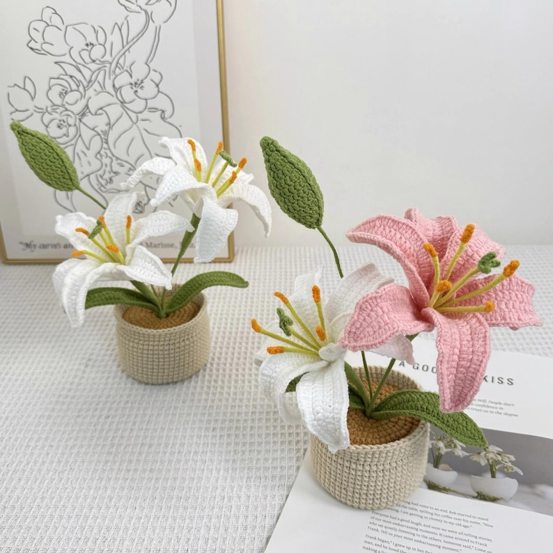 Crochet Lily Flower Pot: Custom Plant Tag, Boho Decor Gift image 2