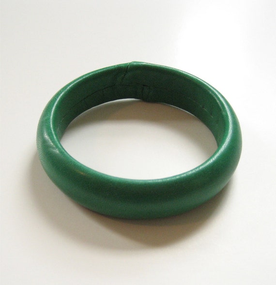 1980's Green Leather Bangle, Australia - image 5