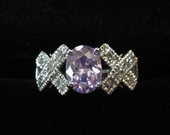 Pretty Purple Stone Ring with Side X Pattern Size 6.5