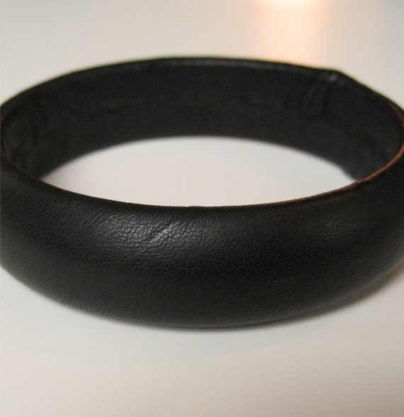 1980's Black Leather Bangle, Vintage, Australia - image 5