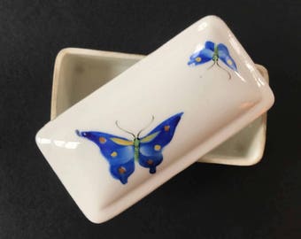 Exquisite Early 1900's NIPPON Bone China Trinket Box, Hand Painted
