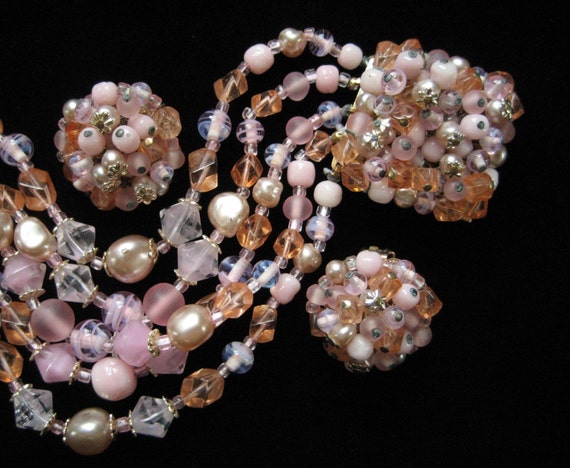 1950s Pink Glass Bead Demi, Givre and Art Glass B… - image 1