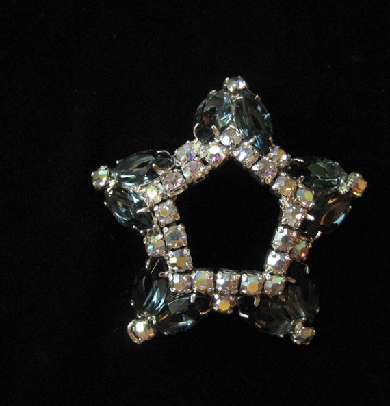 Stunning Rhinestones Brooch Five Pointed Star, Pr… - image 1