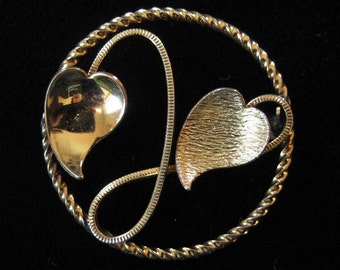 Gold Filled Circle Brooch with Leaves