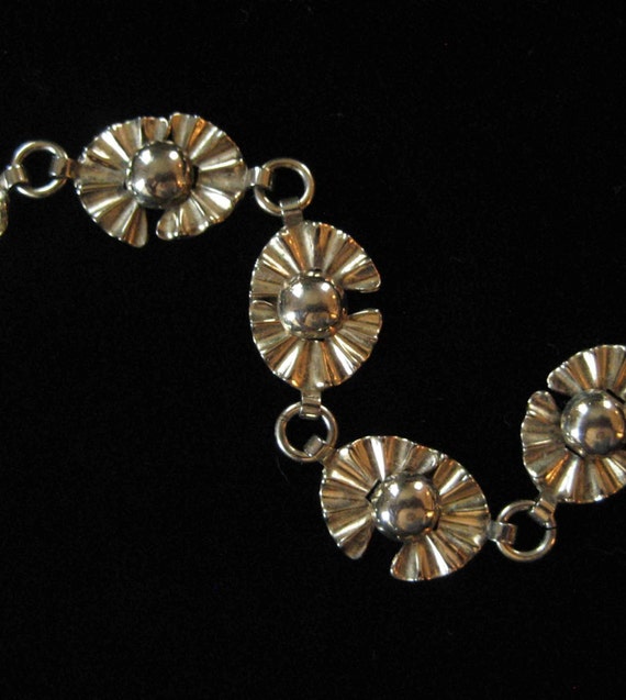 Gold Filled Bracelet, Pale Gold Fan Design, 1950's
