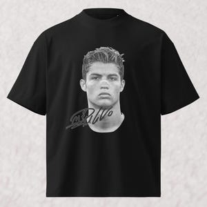 CR7 Ronaldo T-Shirt Portugal Football Tee, Vintage Soccer Graphic Shirt, Streetwear Oversize Tee, Fan Gift, Cristiano Style