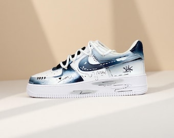 Benutzerdefinierte graue und blaue AF1 Sneakers | Handbemalte Distressed Style Schuhe | Vatertags Geschenk | Vintage Dirty Look