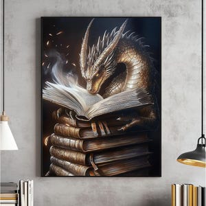 Fantasy Dragon Book Wall Art, Mityczny Miłośnik Książek Dekoracja Ścienna, Biblioteka Fantasy do Wydruku, Cyfrowy Plik Czytania Smoka